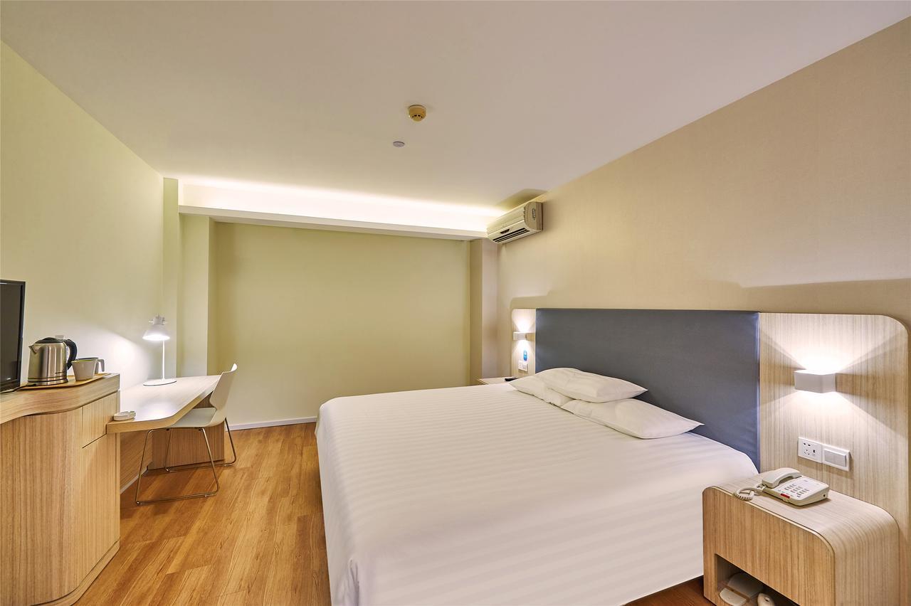 Hotel Hanting Wujing East China Normal